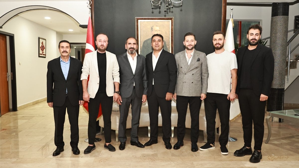 Mecnun Otyakmaz, Sivasspor’u ziyaret etti