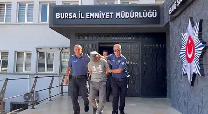 ‘Pes’ dedirten olay! Her yerde aranıyordu okey oynarken yakalandı