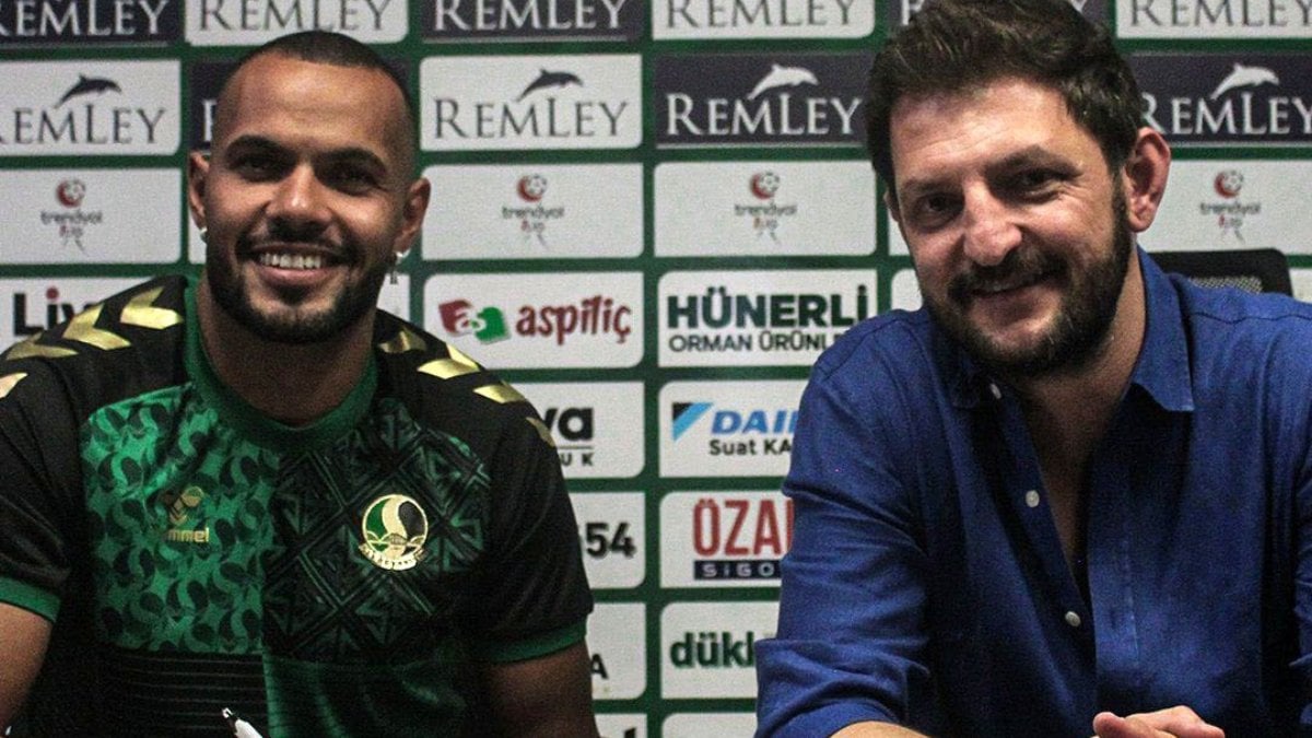 Sakaryaspor, Fernando Andrade’yi kadrosuna kattı