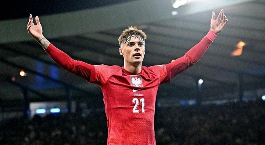 Bomba transfer iddiası! Galatasaray sonrası kadro dışı bırakılan Zalewski ezeli rakibe