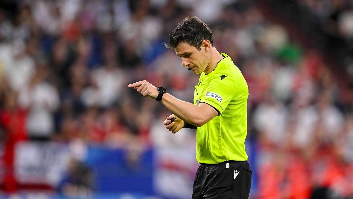 Halil Umut Meler, UEFA Elit Hakem Semineri’nde bulundu