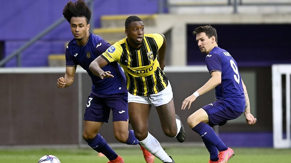 Konyaspor’a sürpriz transfer: Riechedly Bazoer