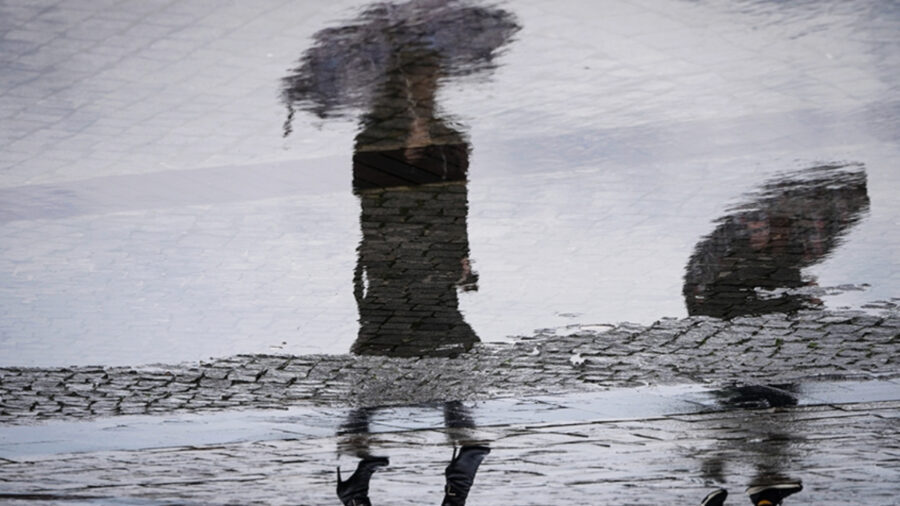 Ülke genelinde sağanak yağış hakim: Sıcaklıklar mevsim normallerinde seyredecek