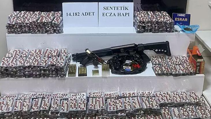Binlerce uyuşturucu hapıyla yakalandı, savunması ‘pes’ dedirtti